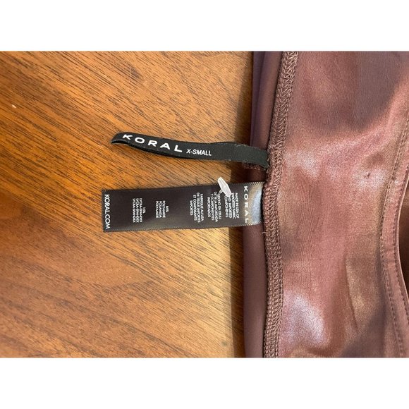 Koral Lustrous High Rise Leggings in Bordeaux XS - Picture 11 of 15